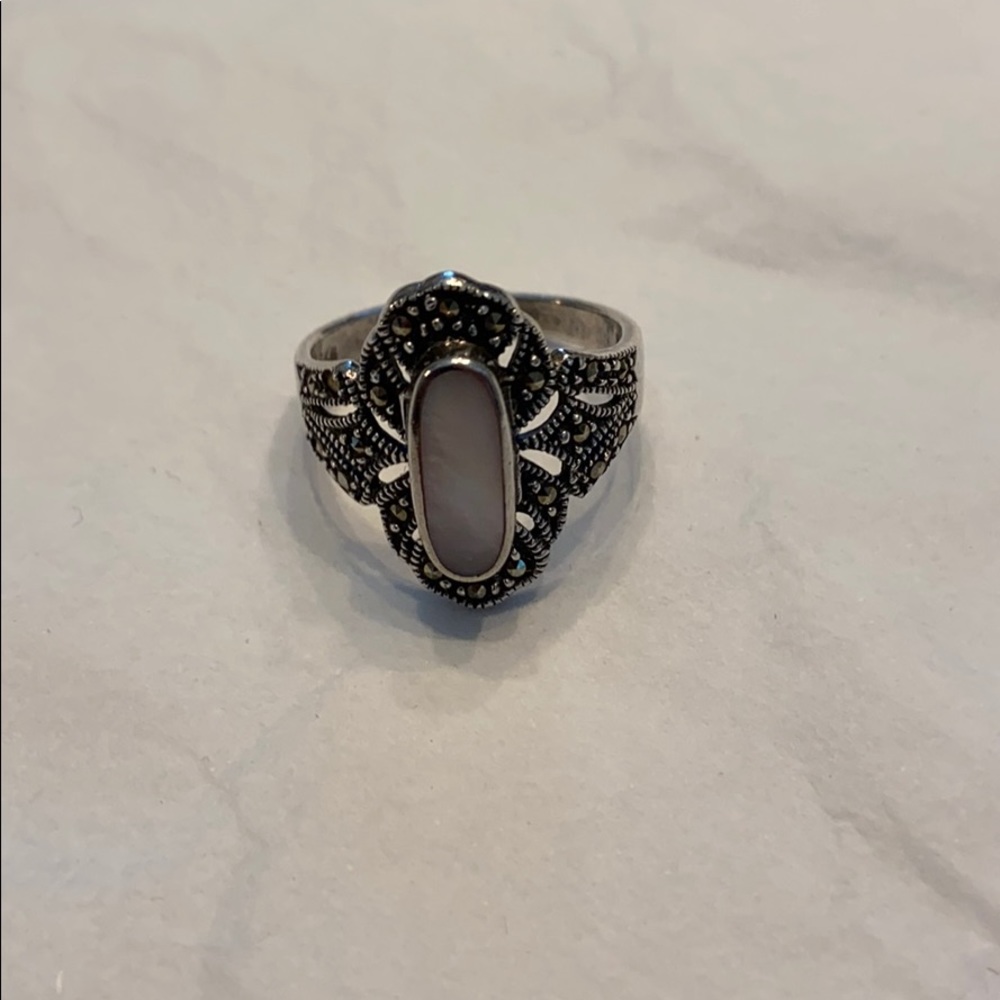 Silver & marcasite ring